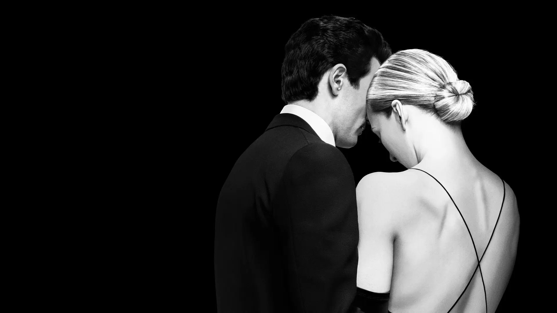 Love Story: John F. Kennedy Jr. & Carolyn Bessette izle - Dizipal